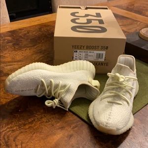 Yeezy Boost 350 V2